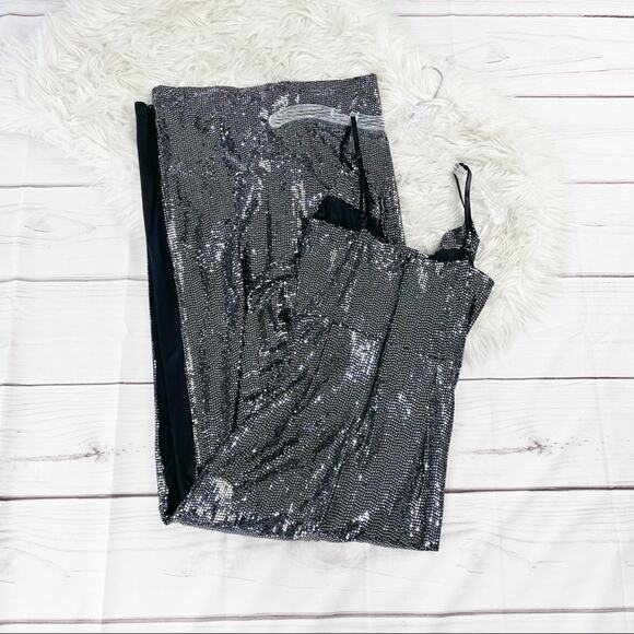 Lulu’s Women's Glow Goals Silver Sequin Maxi Dress‎ in Black Size Large - Picture 4 of 5